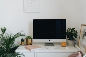 Why I love working from home as someone who has celiac disease, ibs and other sh*t issues (pun intended)
