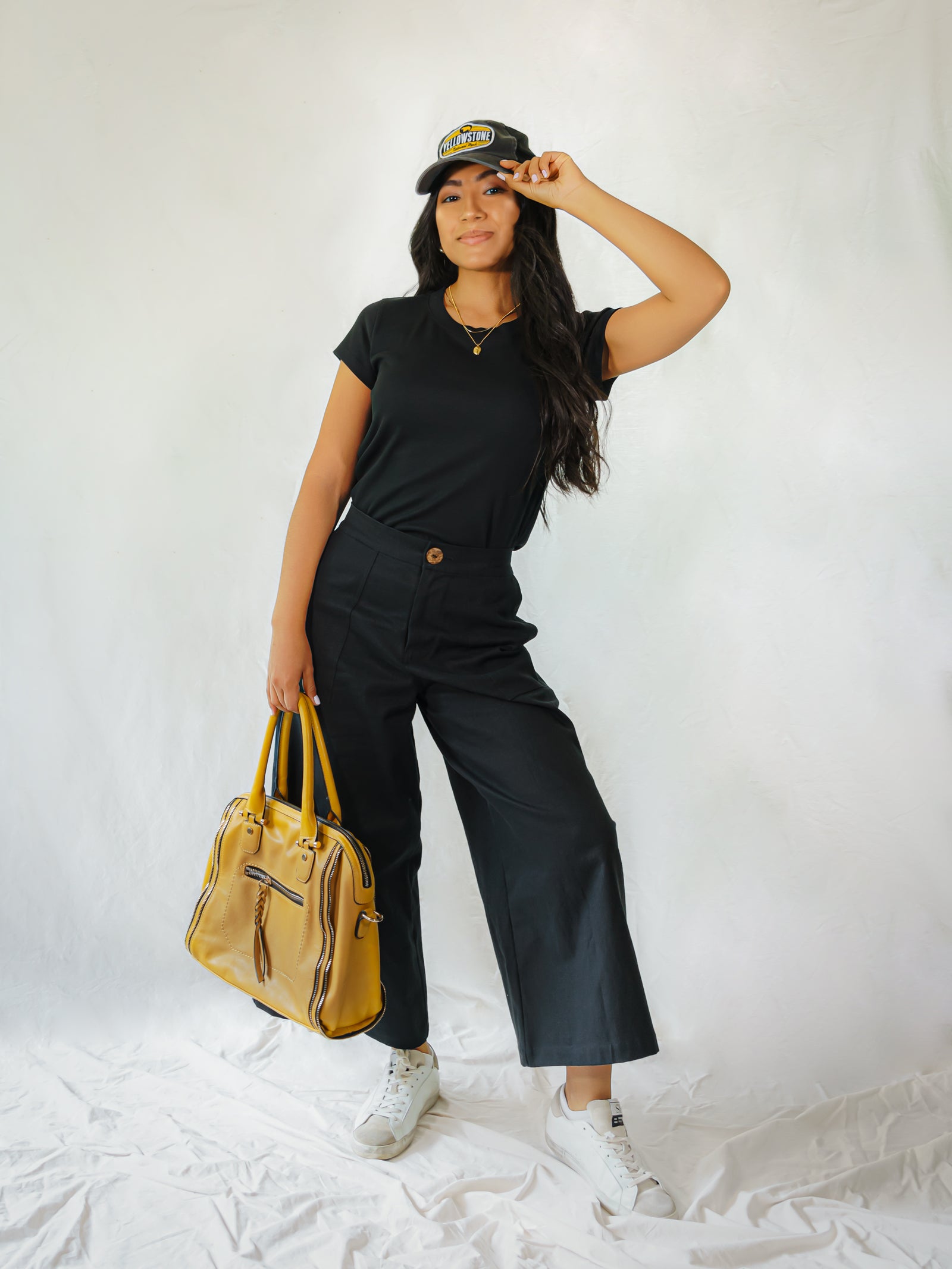 We Asked: What Is Your Favorite Outfit When Bloated & 400 People Shared