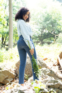Best Bloat-Friendly Jeans for Fall 2025 + Outfit Inspiration